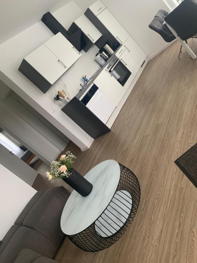 3 Hanna Apartment